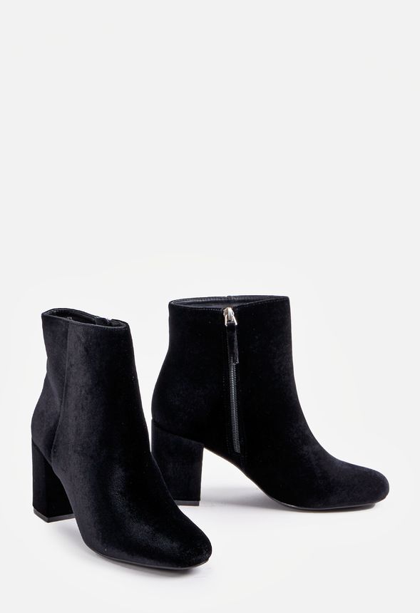 justfab black ankle boots