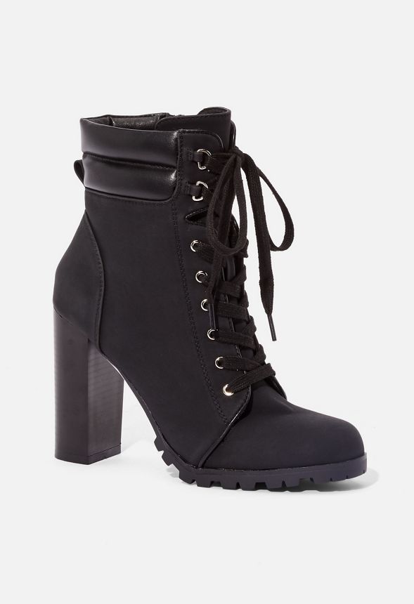 lace up hiker boots heel