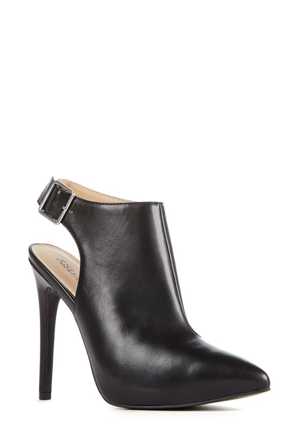 Fiona Shoes in Black - Get great deals at JustFab