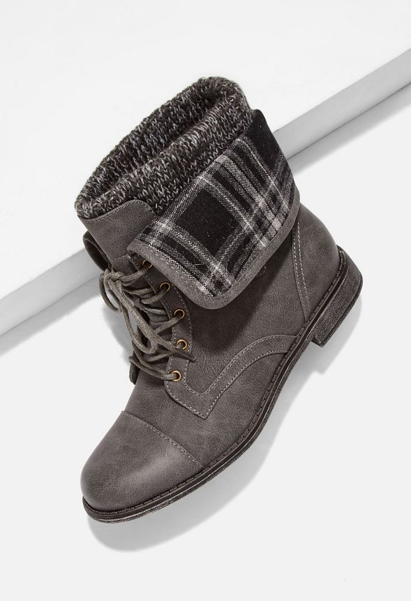 Plaid panel flat on sale boot