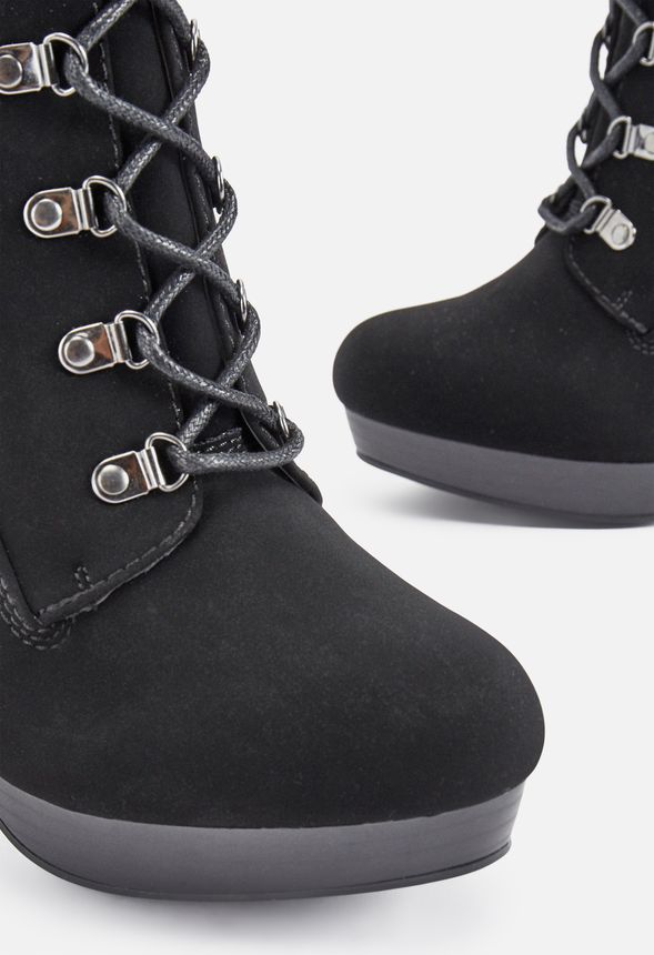 Dazie Platform Sweater Boot