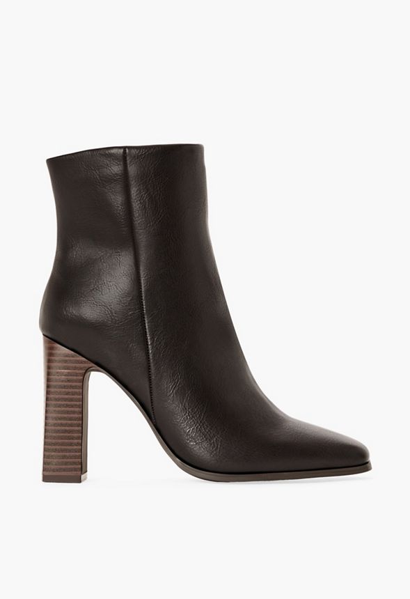 Amber Block Heeled Ankle Boot Shoes in Black - Get great deals at JustFab