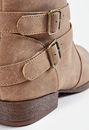 Pilar Flat Boot