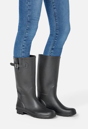 Nancie Rainboot