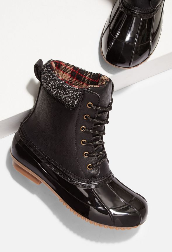 Evi Duck Boot Shoes in Black - Get 