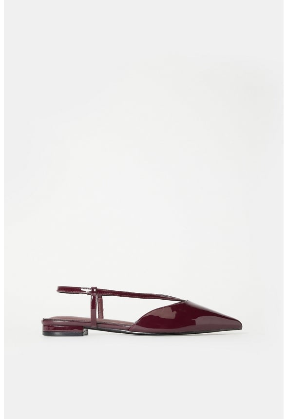 Adoria Pointed Toe Flat