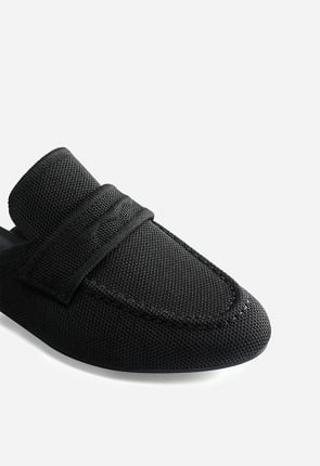 Rounded Toe Flat Mules