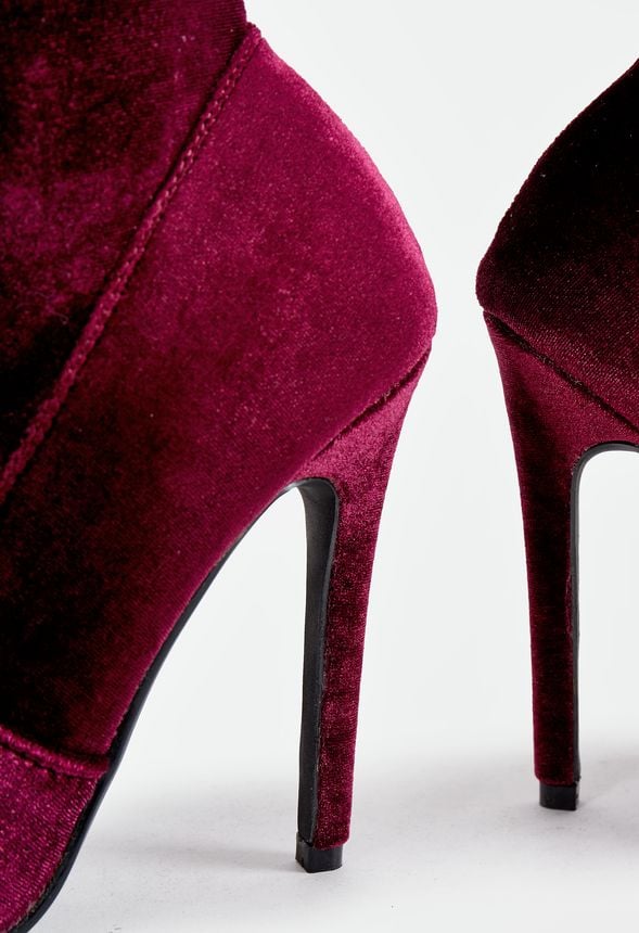 Camden Heeled Boot