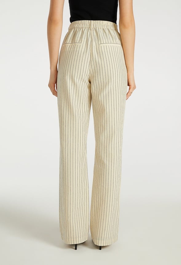 Tailored Wide Leg Trousers
