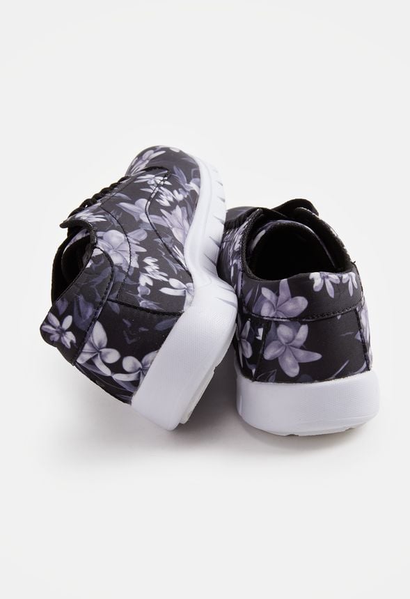 Blossom Sneaker