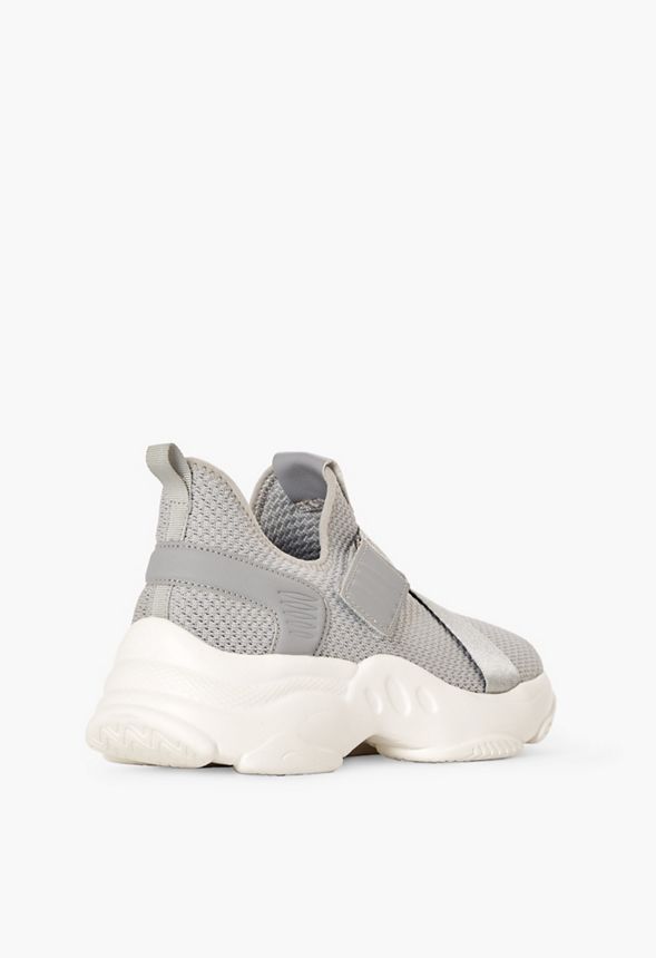 Chaussures Baskets Sakura en Gris Livraison gratuite sur JustFab