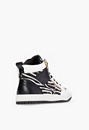 Sonique Trainers