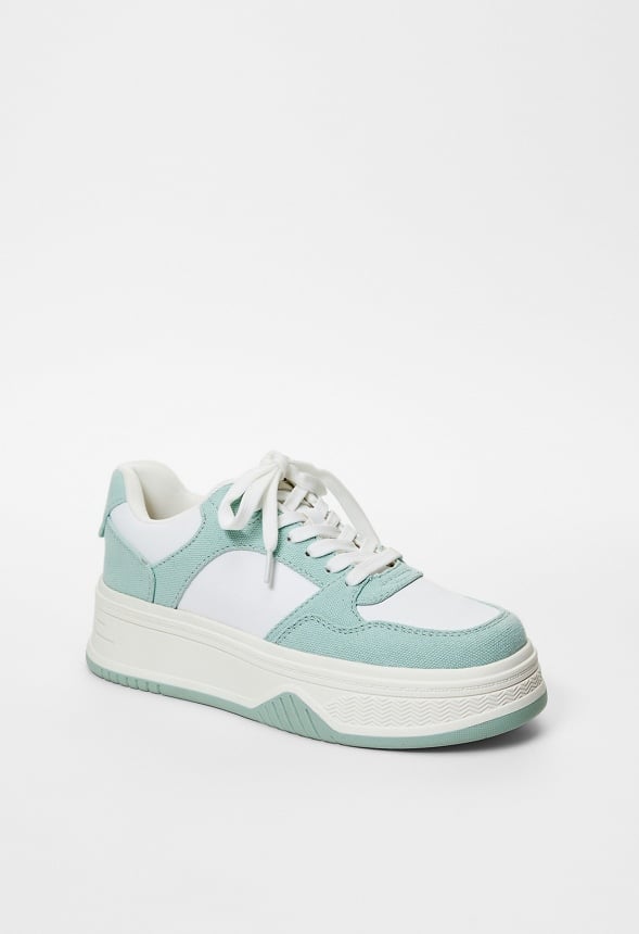 Billie Court Trainers