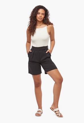Fabletics High-Waisted Motion365 Pocket 7/8 Clothing in Fabletics