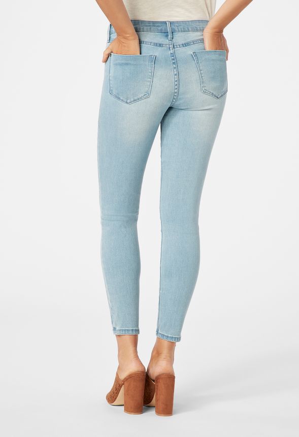 Tøj Mid-Rise Skiiny Jeans With Pocket Stitching i DESERT SKY - Shop ...