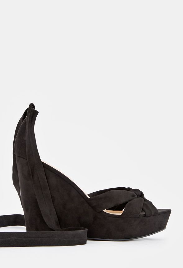 Laycee Wedge