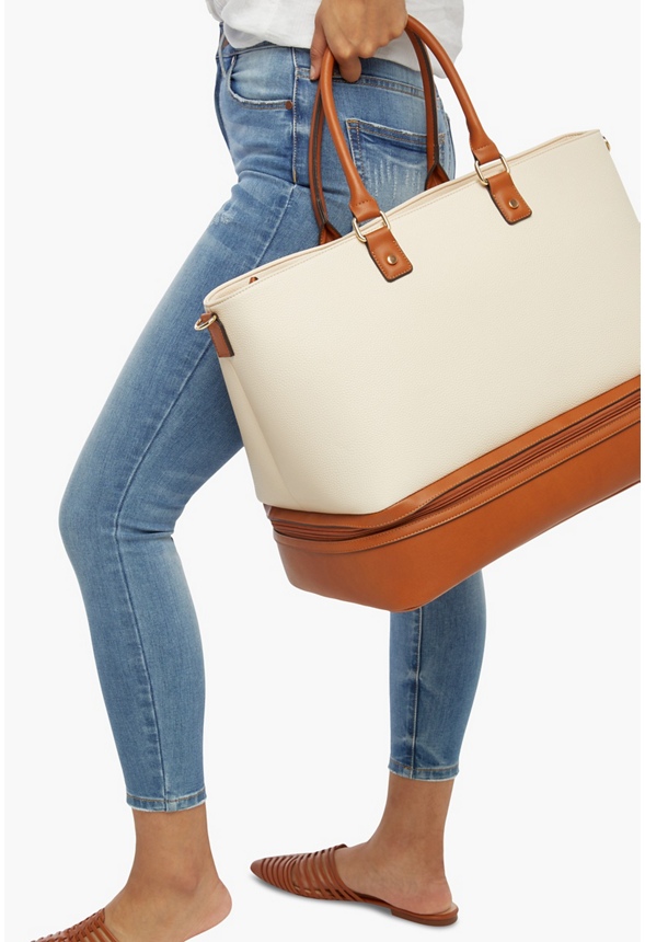 Shoe Compartment Weekender